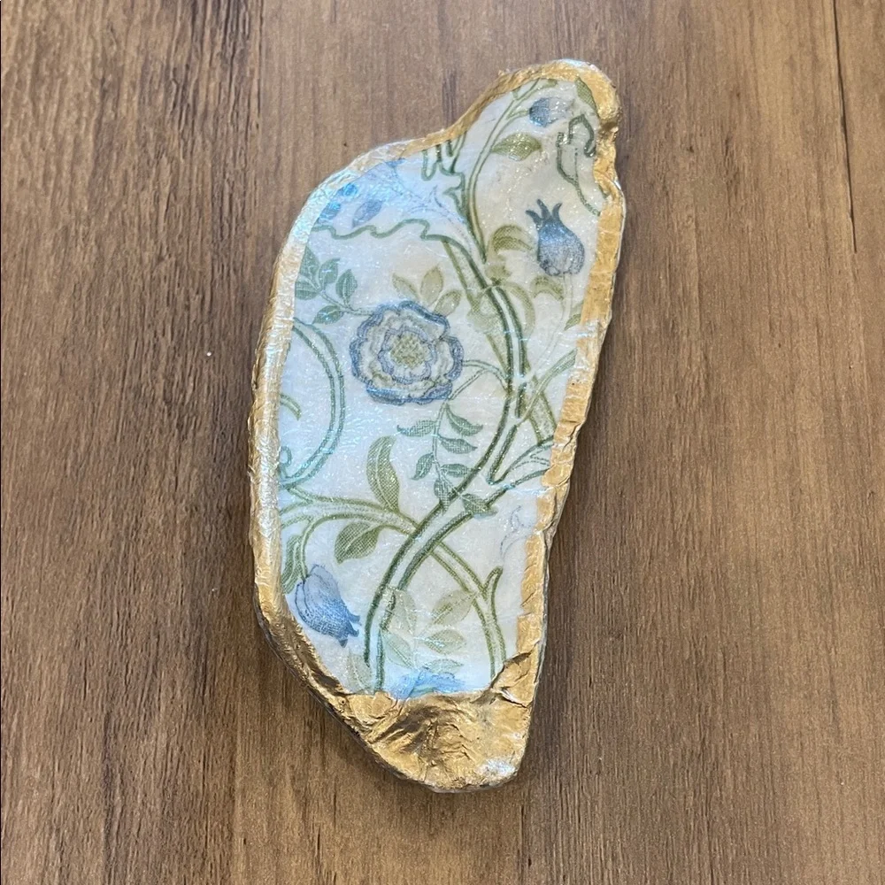 Natural oyster shell ring dish - small and medium